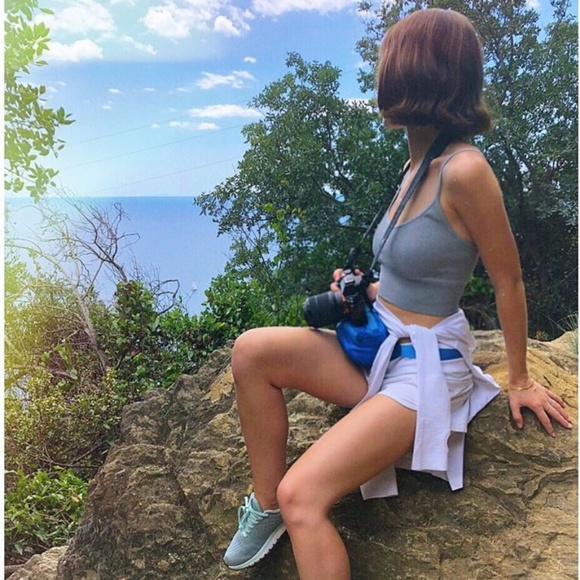 Meet your Posher, Alexa - Picture 3 of 4